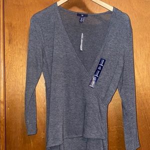Gap grey long sleeve shirt
